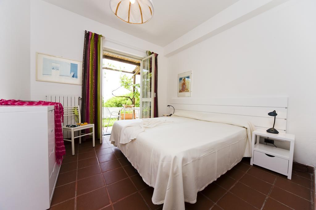 Appartamenti Le Pleiadi - Succhivo D'Ischia Sant'Angelo  Room photo